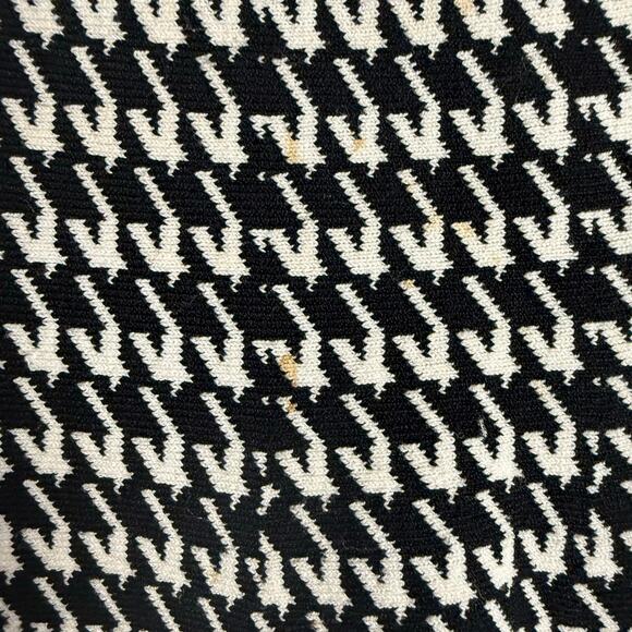 UNIF Black White Houndstooth Knit Logo Waist Fit & Flare Mini Skirt Size Medium - Picture 8 of 9